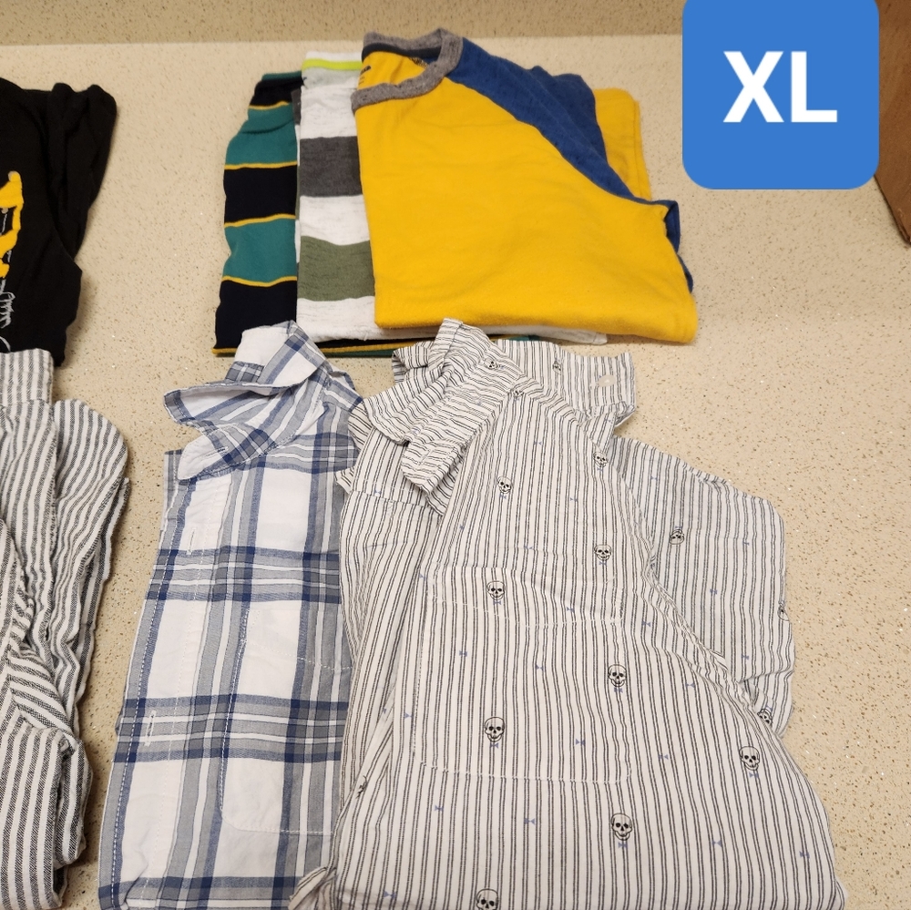 SZ XL BOYS SHIRTS